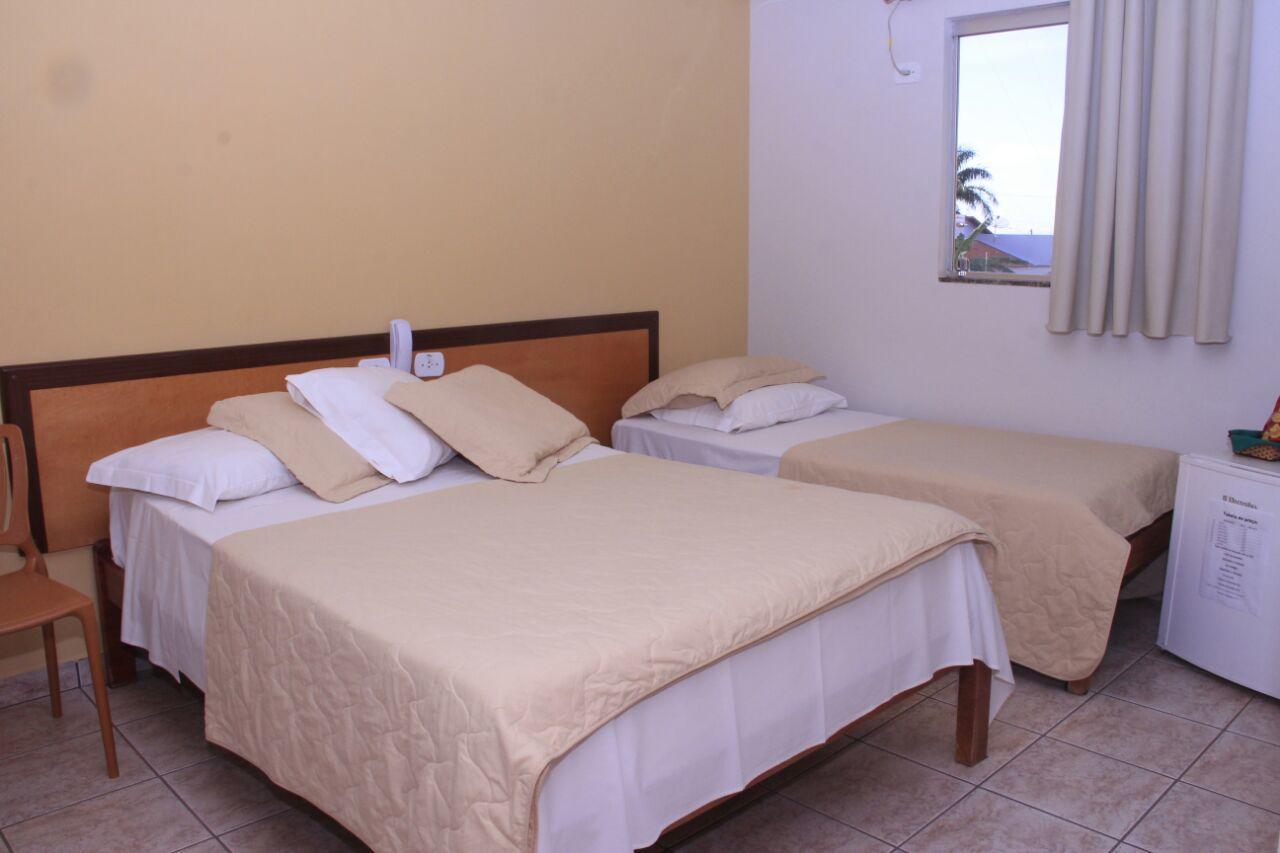 Flip Palace Hotel Buriti Alegre Luaran gambar