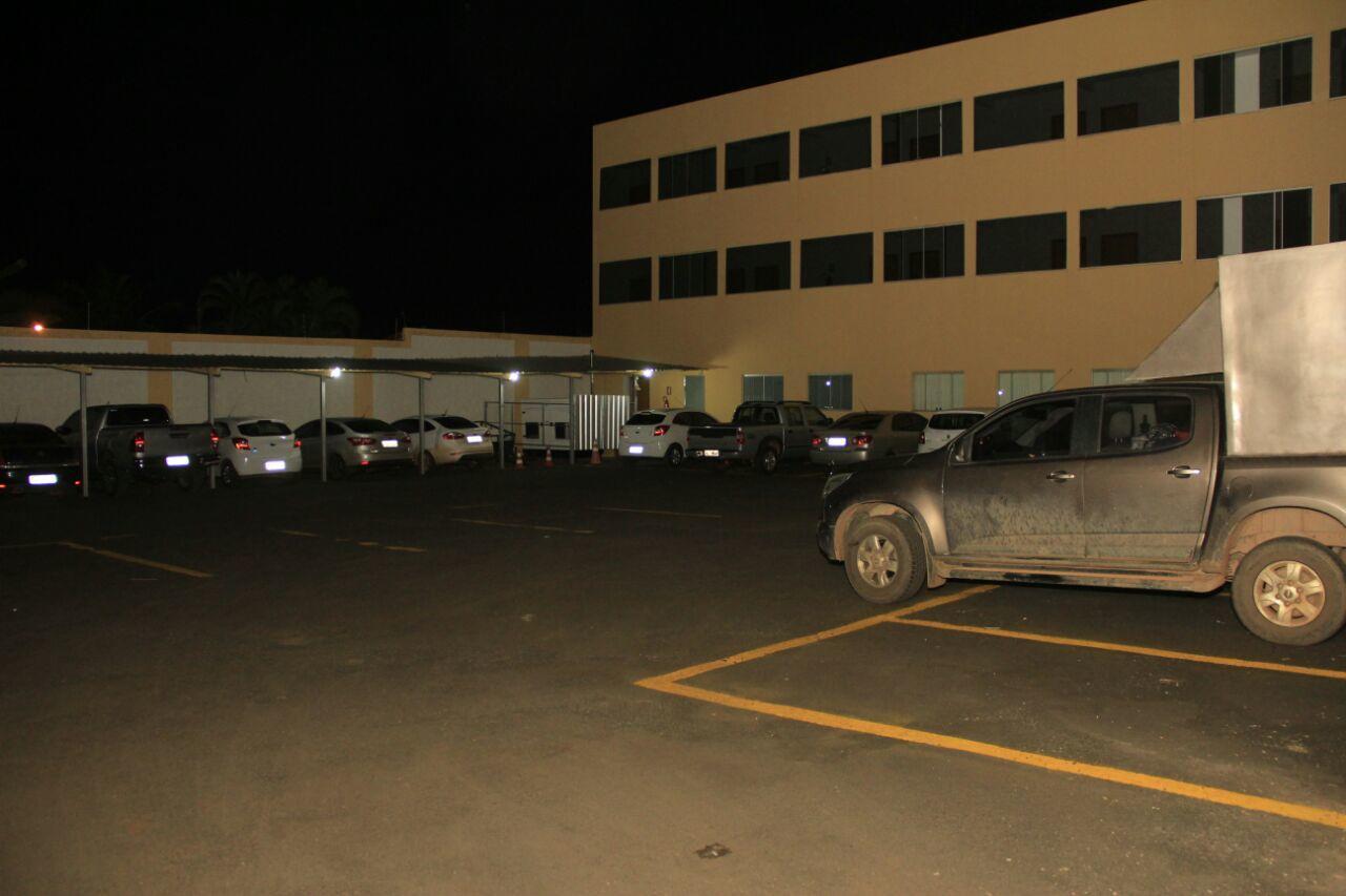 Flip Palace Hotel Buriti Alegre Luaran gambar